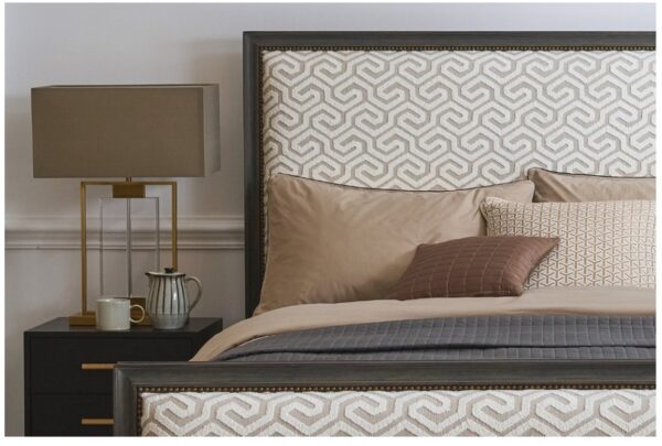 Romeo Bed